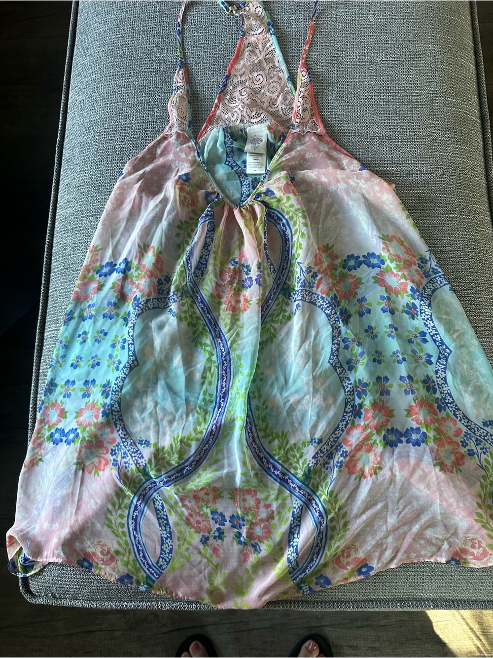 Y2K in bloom women’s small Floral top  in Pastel